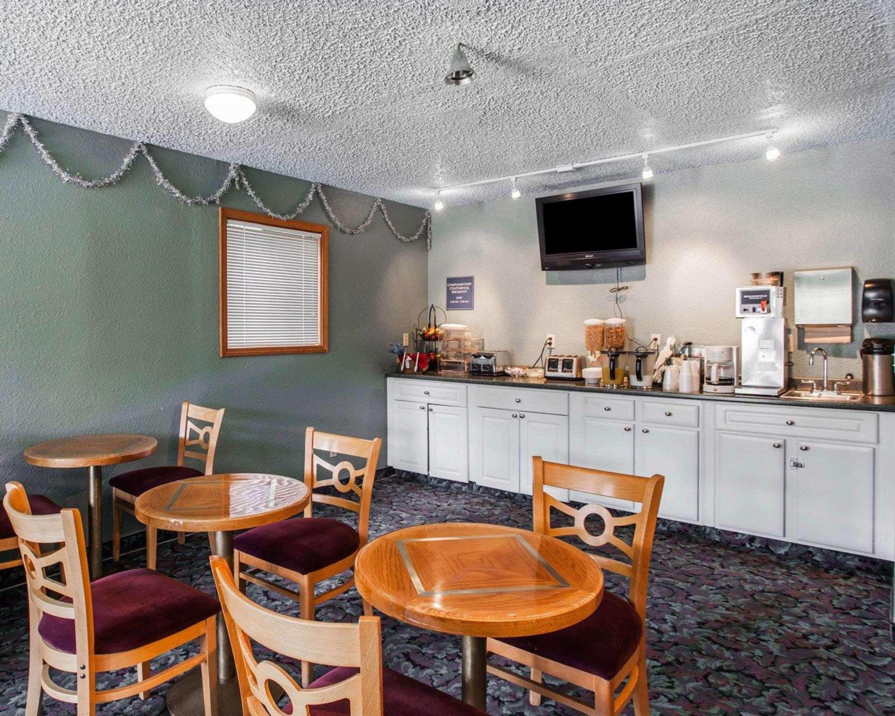 Rodeway Inn Stevenson Экстерьер фото