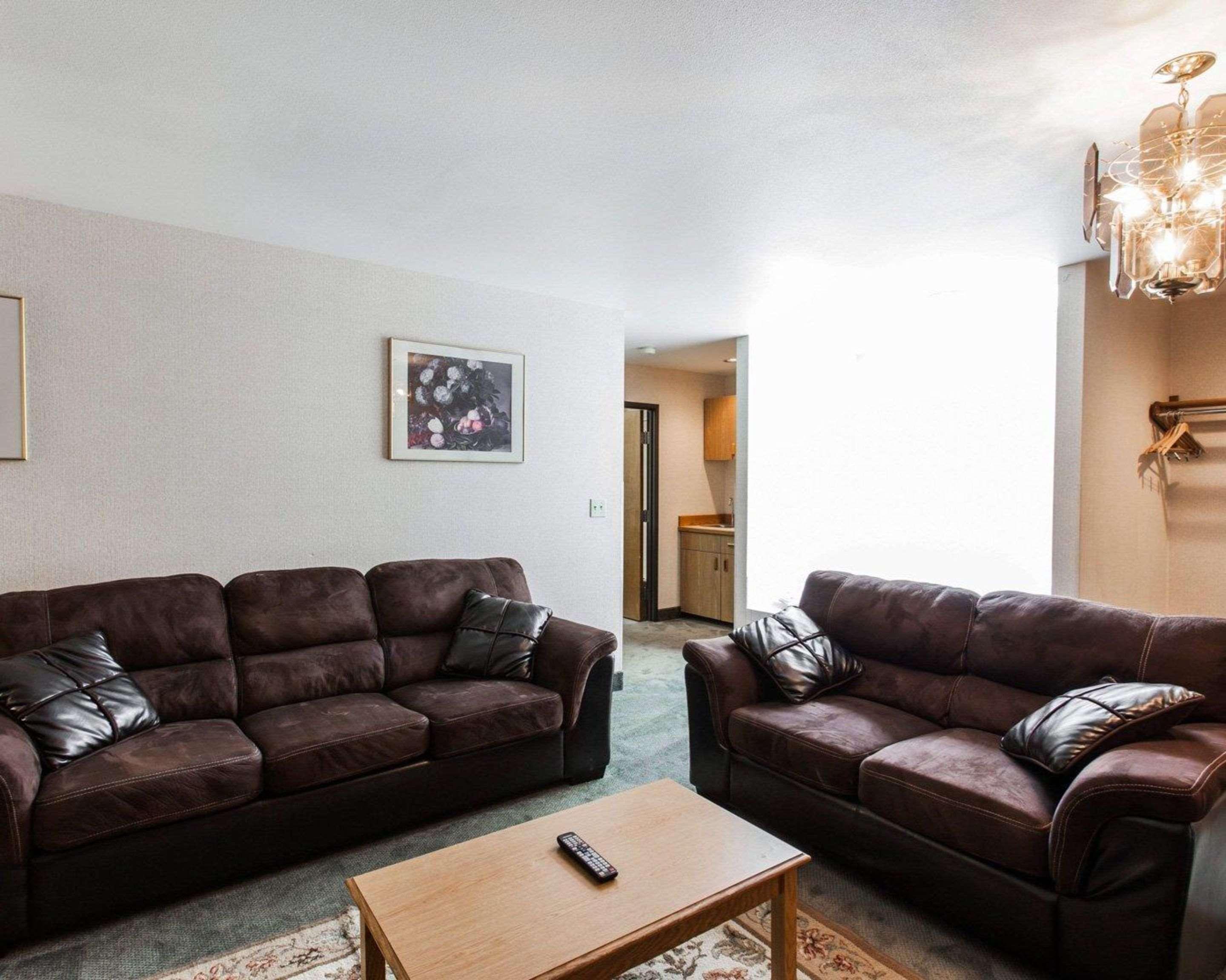 Rodeway Inn Stevenson Экстерьер фото