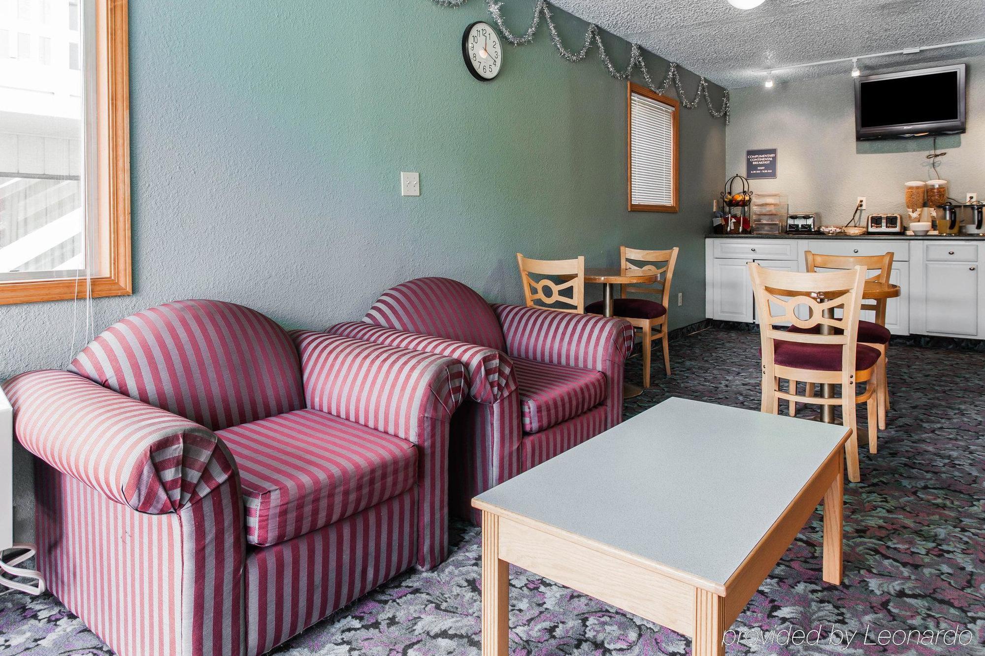 Rodeway Inn Stevenson Экстерьер фото